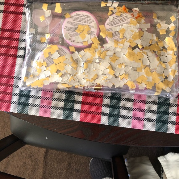 SOLD❤️. Juicy Couture Bath fizzed set🎁 - Picture 3 of 4